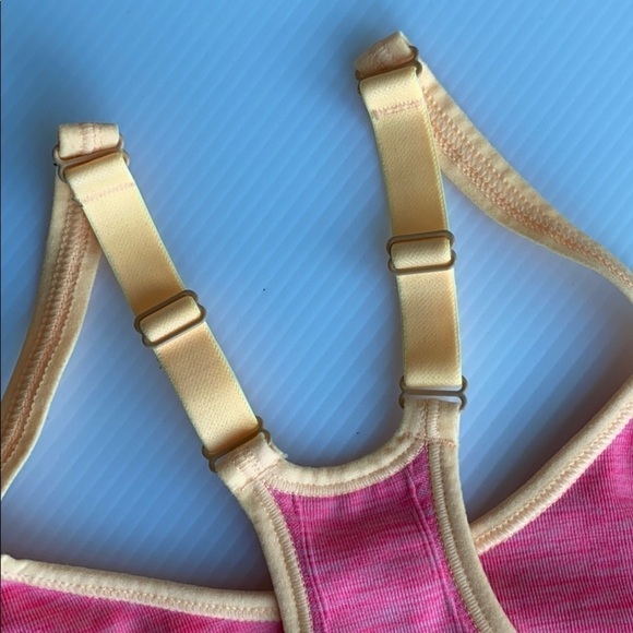 Old Navy Seamless Sports Bra Pink and Orange Racerback - Picture 13 of 16